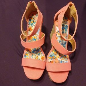 Brand new never worn wedges